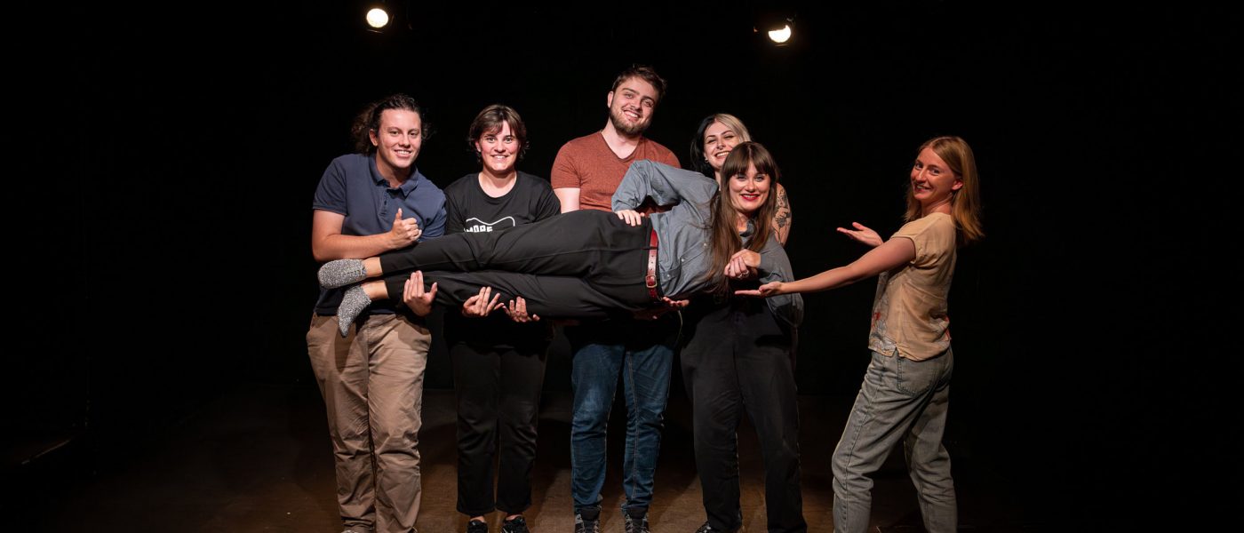 Guichet Montparnasse : « Improvise-moi une rencontre »