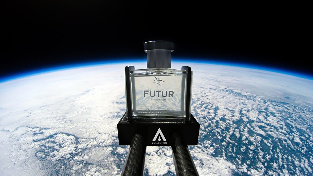 FUTUR, le fascinant parfum ayant voyagé dans la stratosphère