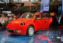 Mondial de l’auto : la 2 CV fait sa « star » et les Chinois débarquent en force